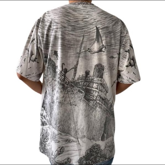*SOLD* Single Stitch Scuba dive all over print tee - Picture 2 of 4